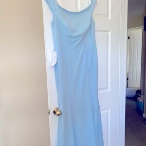Azazie Nicolina - size A14
Dress Color: sky blue